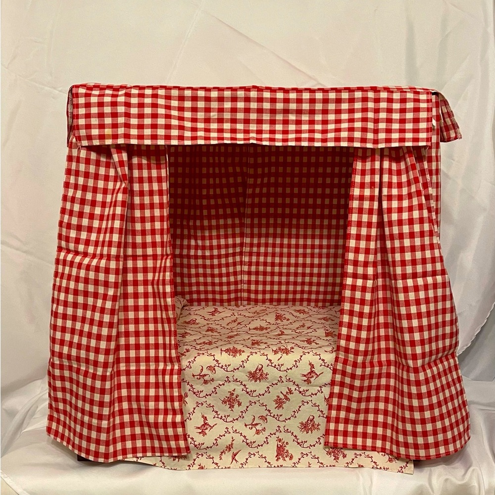 American Girl Doll Felicity’s Bed and Bedding